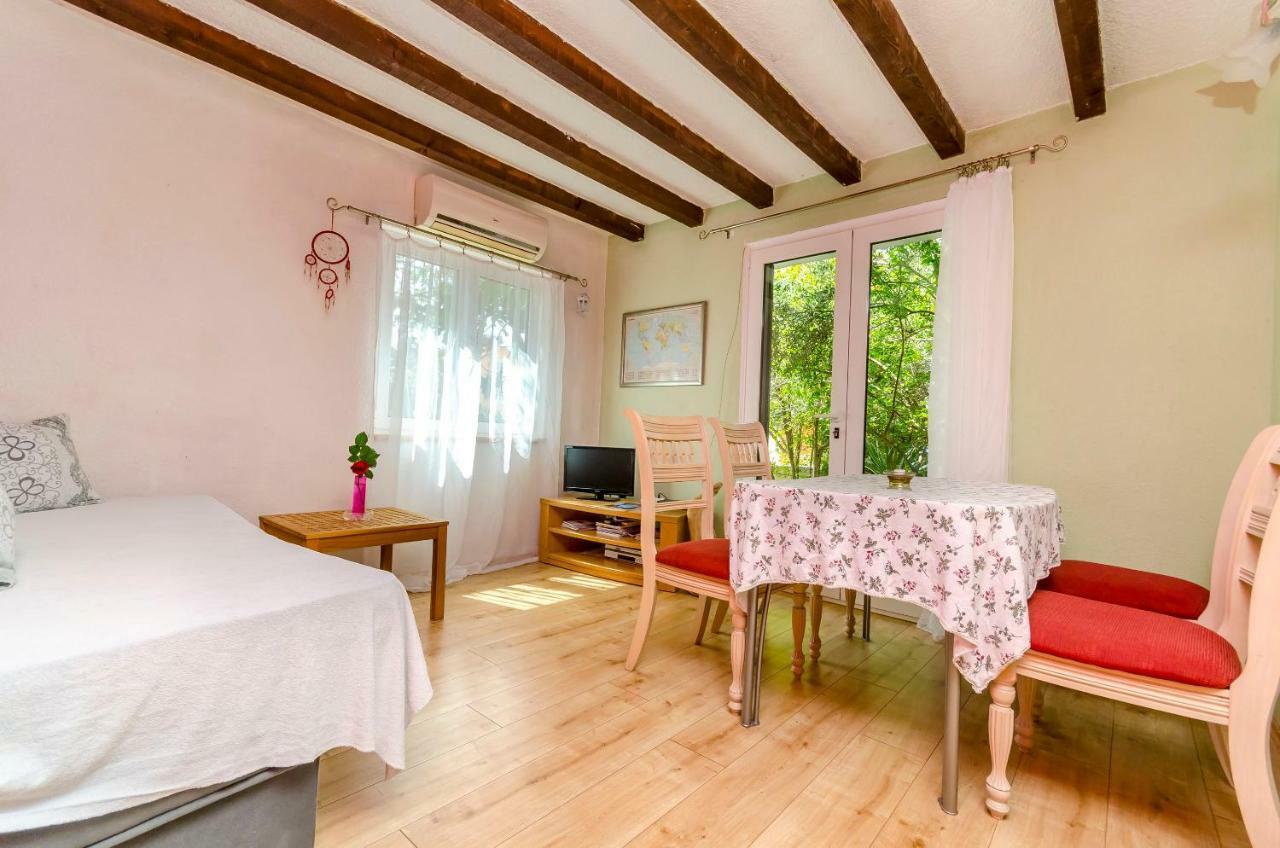 Apartment Dory Trogir Eksteriør billede